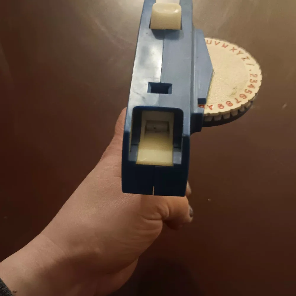 Blue and Cream Handheld Label Maker – Unbranded